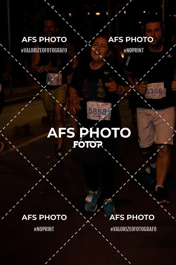 Acquista le foto dell'eventoNeon Night Run 2019 - Belo Horizonte in Fotop