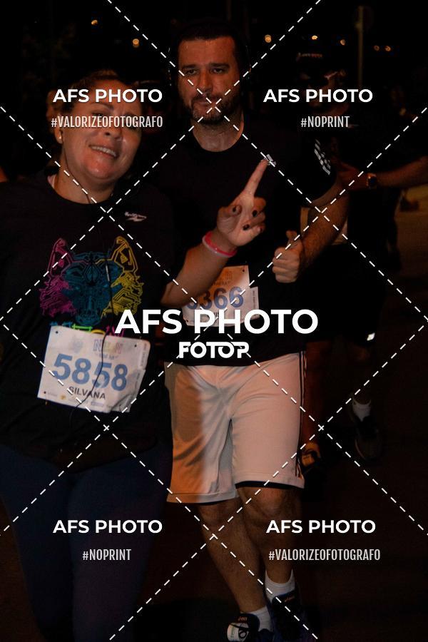 Compra tus fotos del eventoNeon Night Run 2019 - Belo Horizonte En Fotop