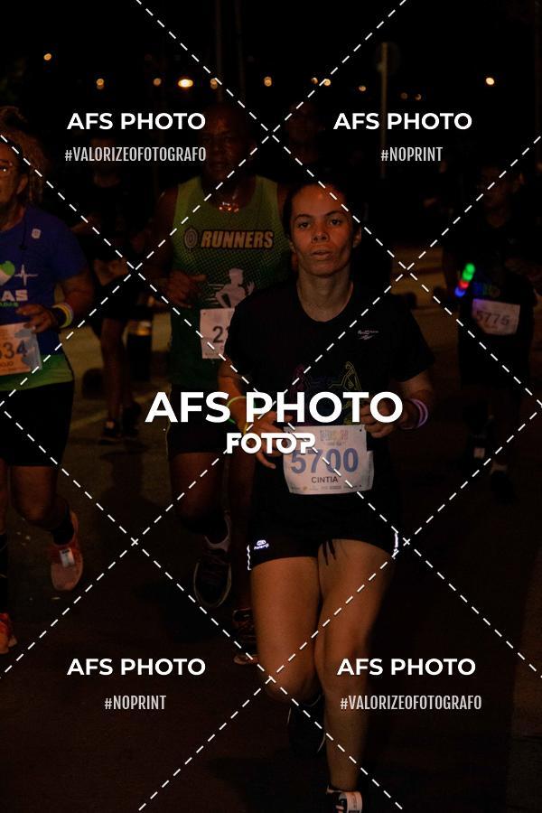 Compra tus fotos del eventoNeon Night Run 2019 - Belo Horizonte En Fotop