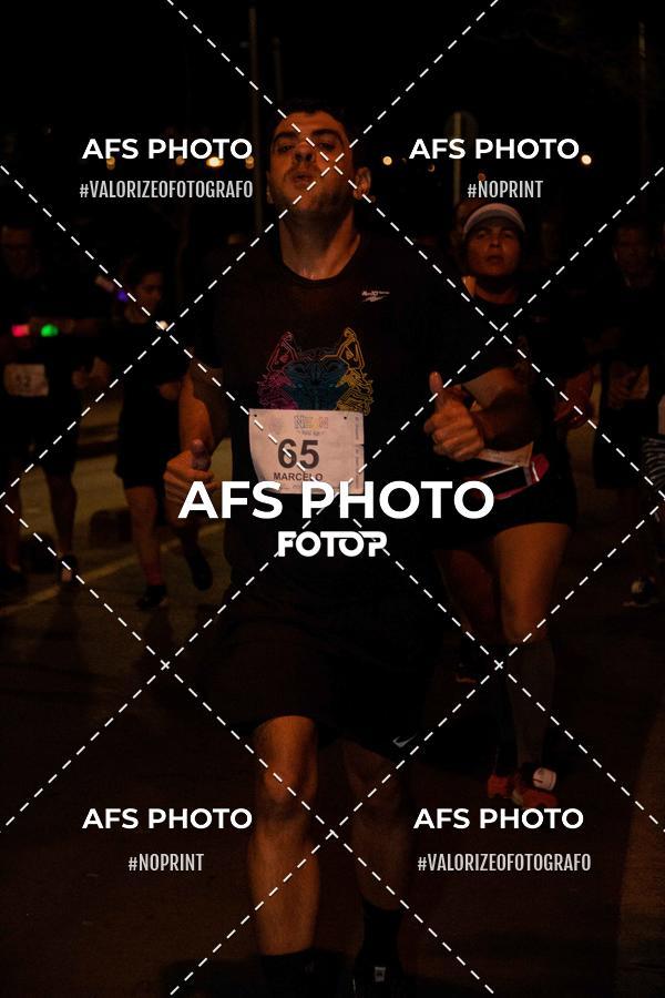Compra tus fotos del eventoNeon Night Run 2019 - Belo Horizonte En Fotop