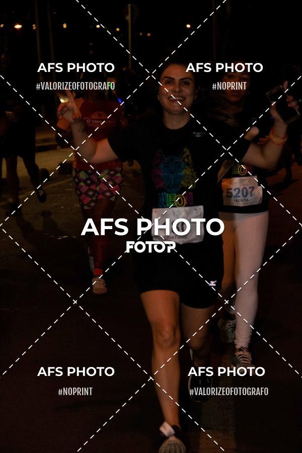 Compra tus fotos del eventoNeon Night Run 2019 - Belo Horizonte En Fotop