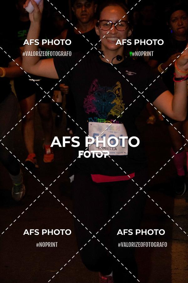 Compra tus fotos del eventoNeon Night Run 2019 - Belo Horizonte En Fotop