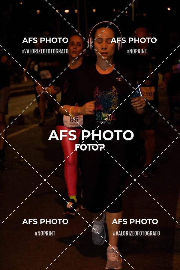 Compra tus fotos del eventoNeon Night Run 2019 - Belo Horizonte En Fotop