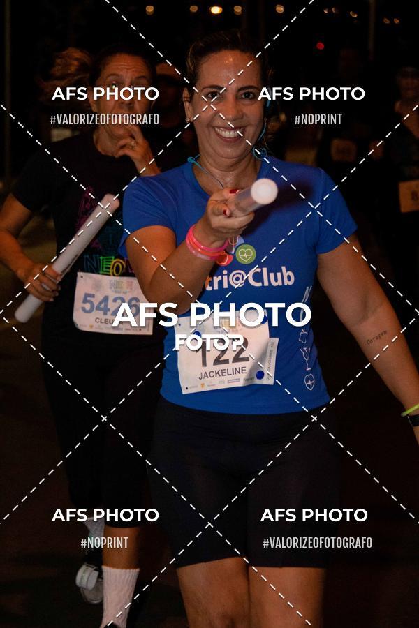Compre as suas fotos do eventoNeon Night Run 2019 - Belo Horizonte no Fotop