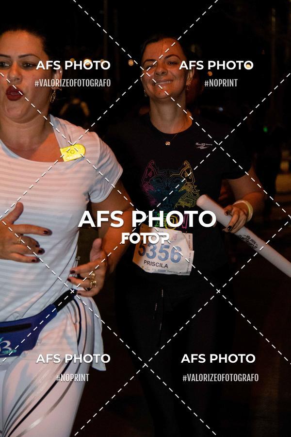 Compre as suas fotos do eventoNeon Night Run 2019 - Belo Horizonte no Fotop