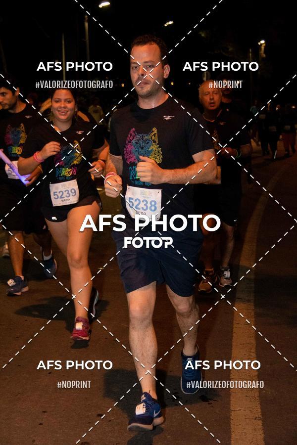 Acquista le foto dell'eventoNeon Night Run 2019 - Belo Horizonte in Fotop