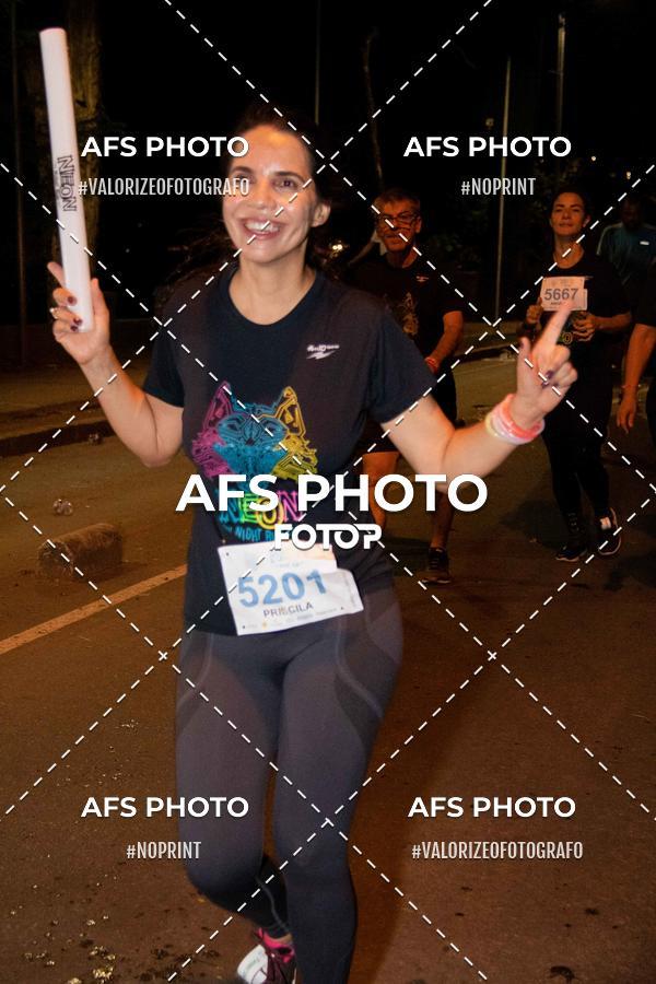 Acquista le foto dell'eventoNeon Night Run 2019 - Belo Horizonte in Fotop