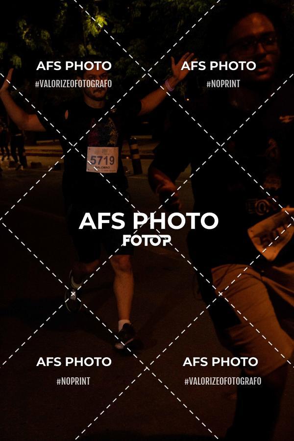Acquista le foto dell'eventoNeon Night Run 2019 - Belo Horizonte in Fotop