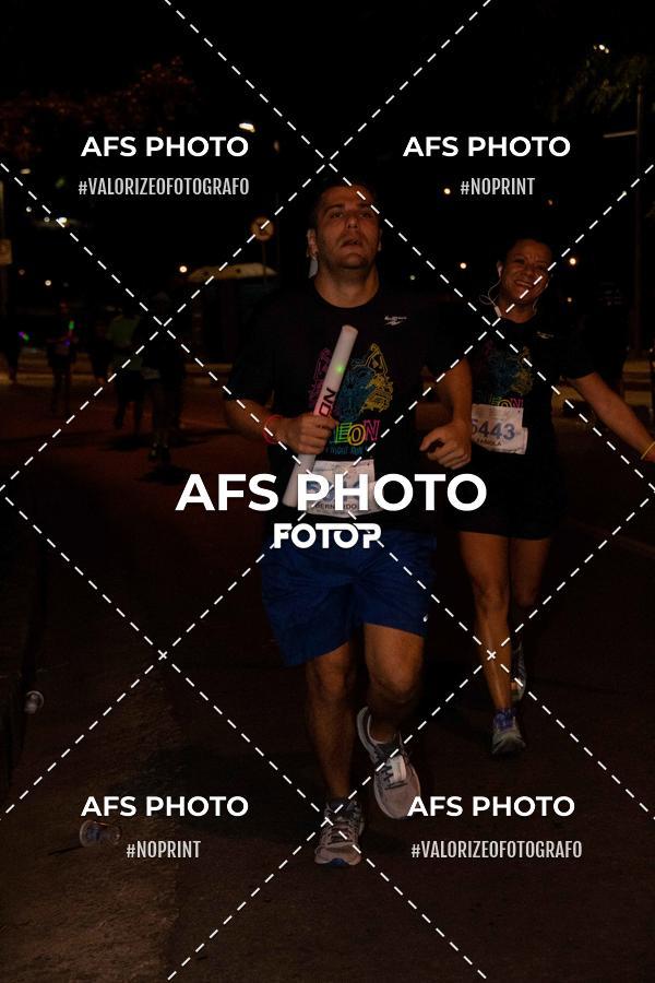 Buy your photos of the eventNeon Night Run 2019 - Belo Horizonte on Fotop
