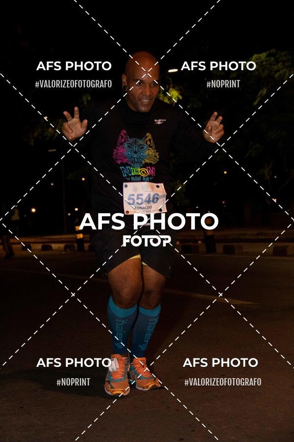 Buy your photos of the eventNeon Night Run 2019 - Belo Horizonte on Fotop
