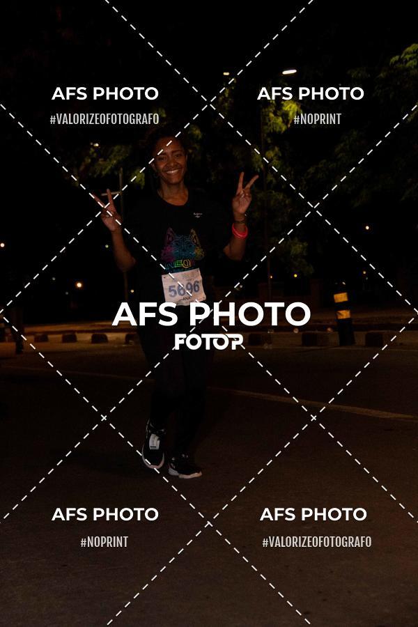 Buy your photos of the eventNeon Night Run 2019 - Belo Horizonte on Fotop