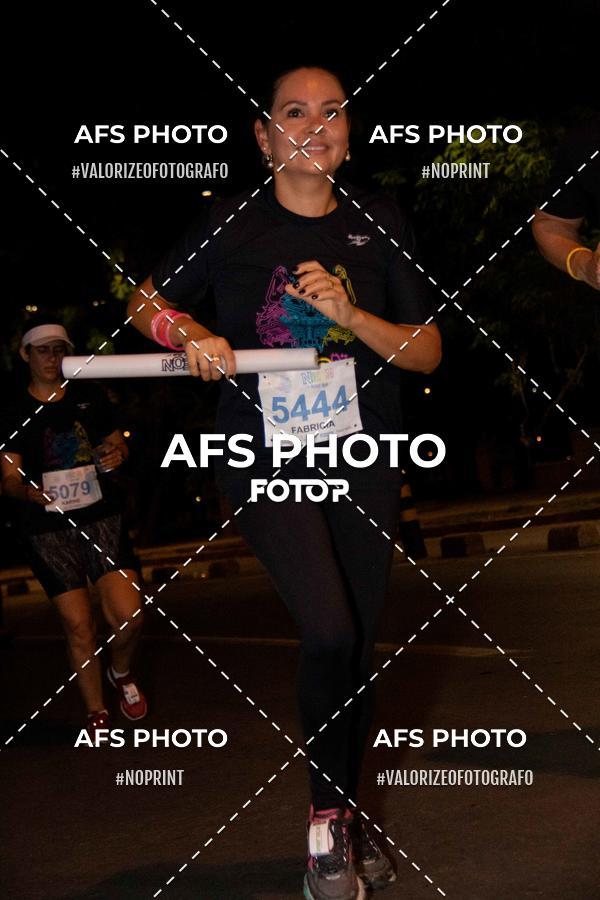 Buy your photos of the eventNeon Night Run 2019 - Belo Horizonte on Fotop
