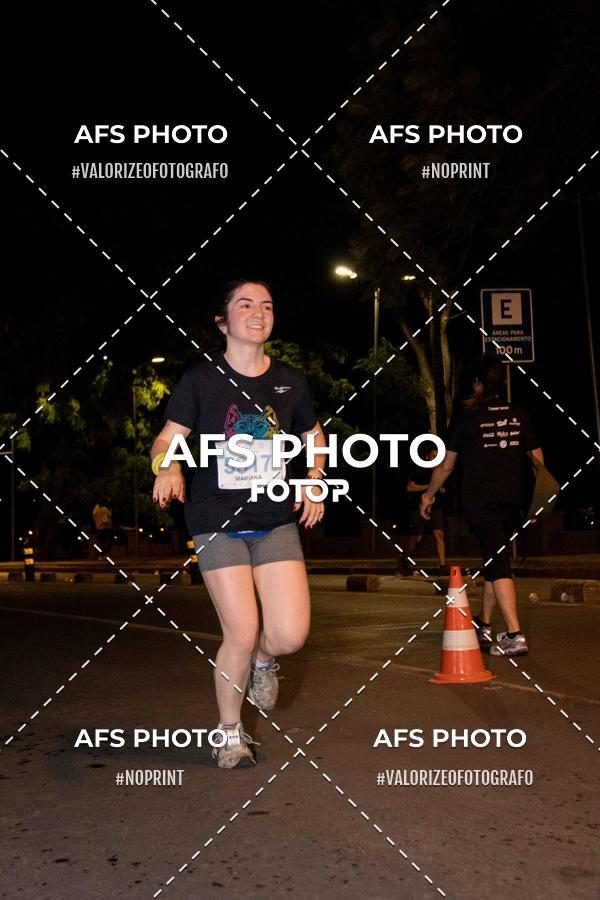 Buy your photos of the eventNeon Night Run 2019 - Belo Horizonte on Fotop