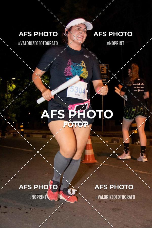 Buy your photos of the eventNeon Night Run 2019 - Belo Horizonte on Fotop