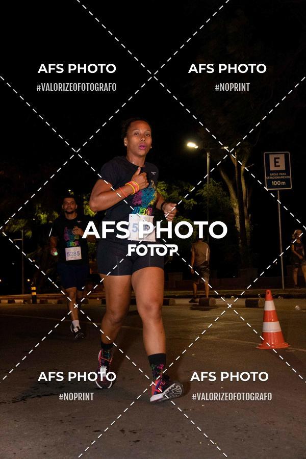 Buy your photos of the eventNeon Night Run 2019 - Belo Horizonte on Fotop