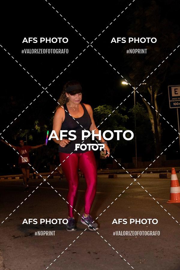 Buy your photos of the eventNeon Night Run 2019 - Belo Horizonte on Fotop