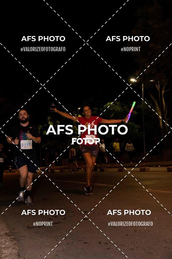 Buy your photos of the eventNeon Night Run 2019 - Belo Horizonte on Fotop