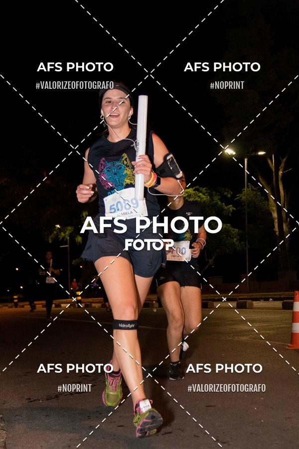 Buy your photos of the eventNeon Night Run 2019 - Belo Horizonte on Fotop