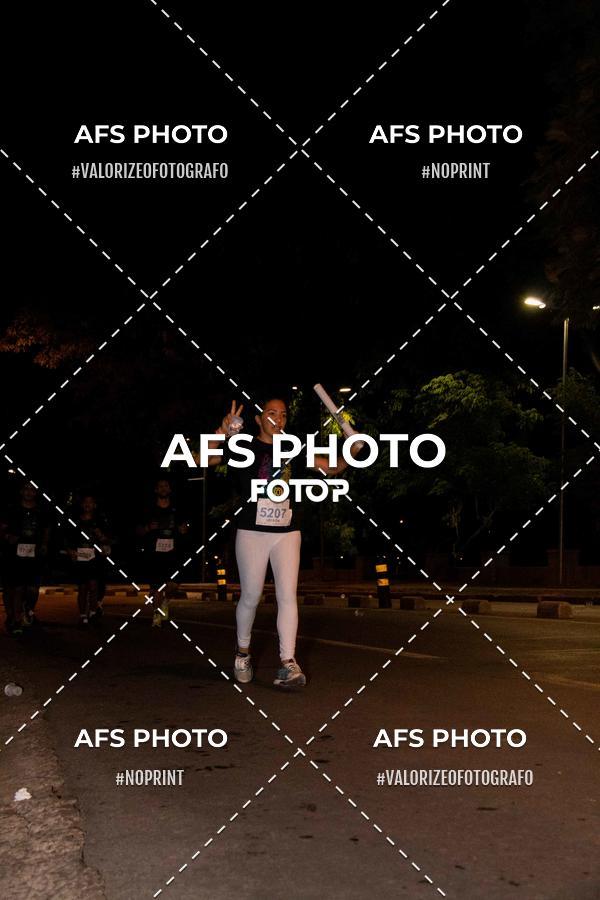 Buy your photos of the eventNeon Night Run 2019 - Belo Horizonte on Fotop