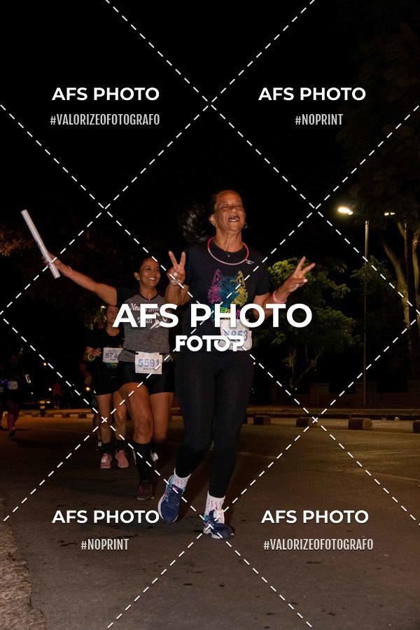 Buy your photos of the eventNeon Night Run 2019 - Belo Horizonte on Fotop