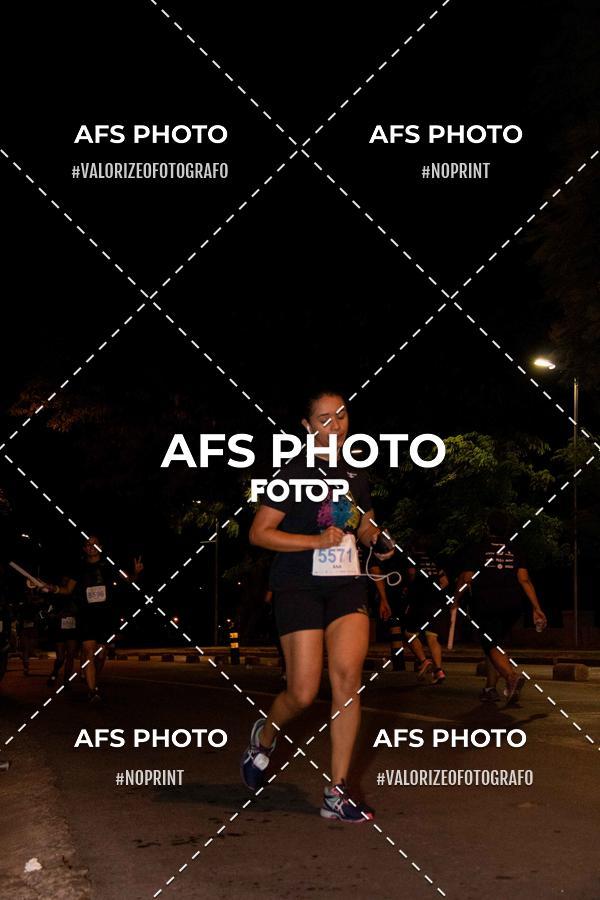 Buy your photos of the eventNeon Night Run 2019 - Belo Horizonte on Fotop