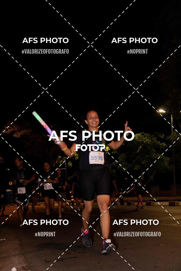 Buy your photos of the eventNeon Night Run 2019 - Belo Horizonte on Fotop