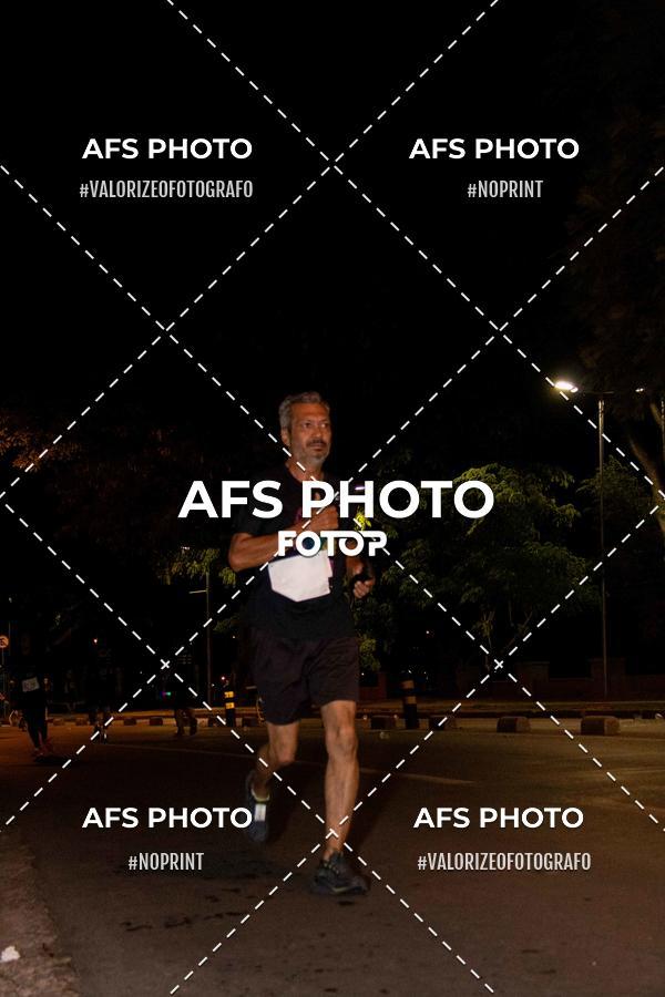 Buy your photos of the eventNeon Night Run 2019 - Belo Horizonte on Fotop