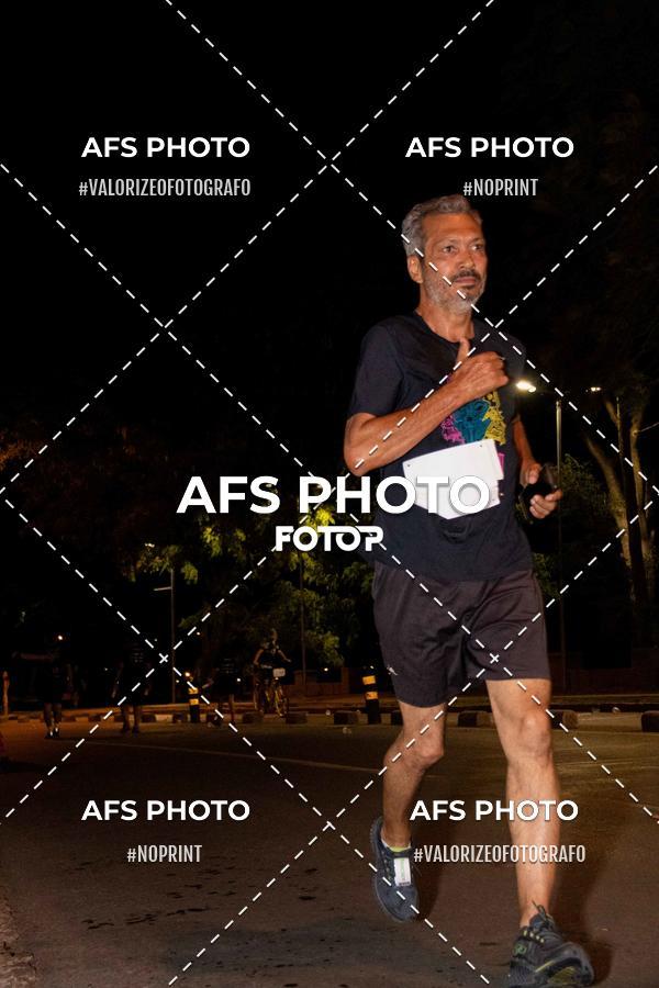 Buy your photos of the eventNeon Night Run 2019 - Belo Horizonte on Fotop