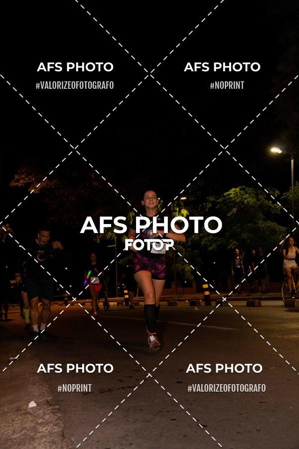 Buy your photos of the eventNeon Night Run 2019 - Belo Horizonte on Fotop