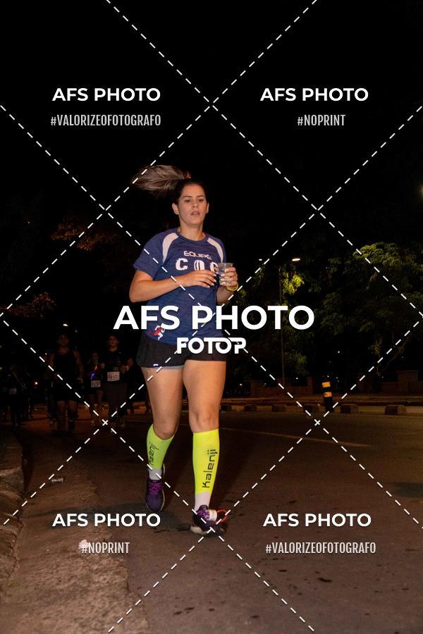Acquista le foto dell'eventoNeon Night Run 2019 - Belo Horizonte in Fotop
