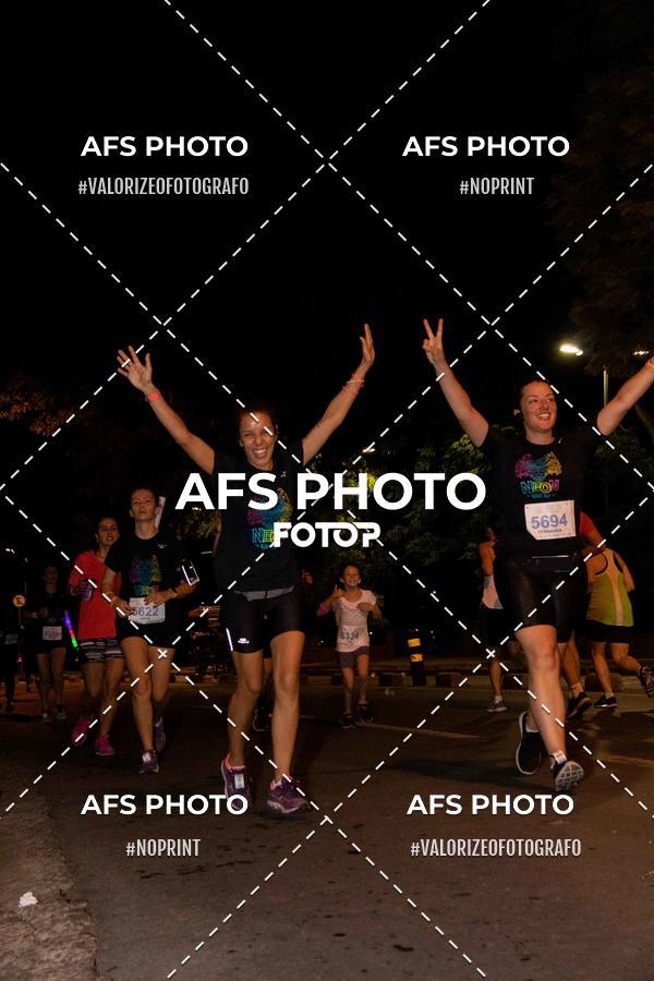Acquista le foto dell'eventoNeon Night Run 2019 - Belo Horizonte in Fotop