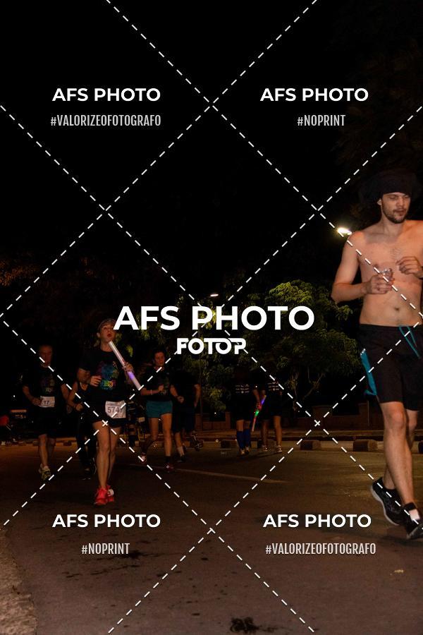 Acquista le foto dell'eventoNeon Night Run 2019 - Belo Horizonte in Fotop