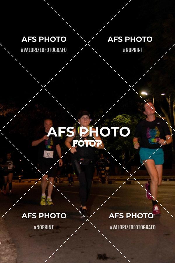 Acquista le foto dell'eventoNeon Night Run 2019 - Belo Horizonte in Fotop