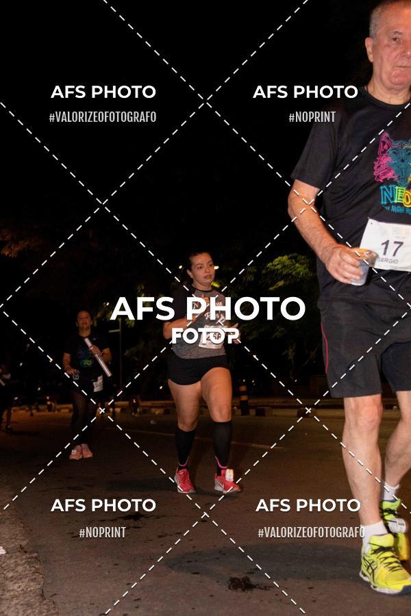 Acquista le foto dell'eventoNeon Night Run 2019 - Belo Horizonte in Fotop