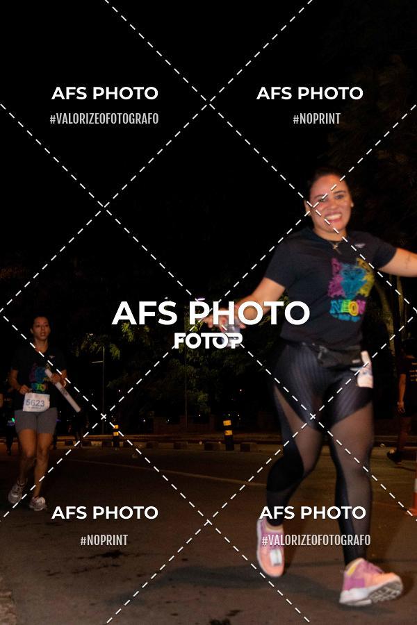 Acquista le foto dell'eventoNeon Night Run 2019 - Belo Horizonte in Fotop