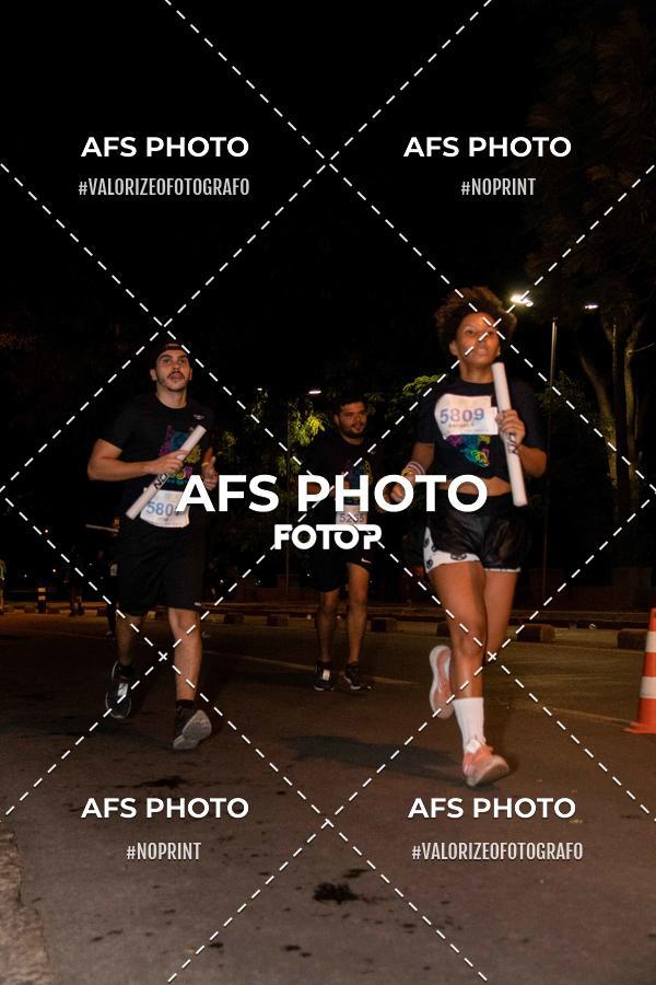 Compre suas fotos do eventoNeon Night Run 2019 - Belo Horizonte no Fotop
