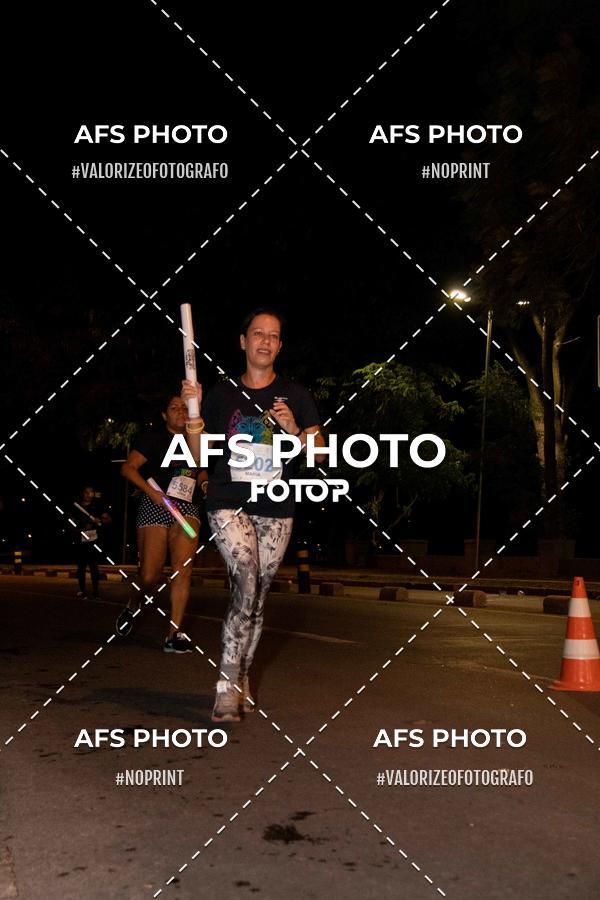 Compre suas fotos do eventoNeon Night Run 2019 - Belo Horizonte no Fotop