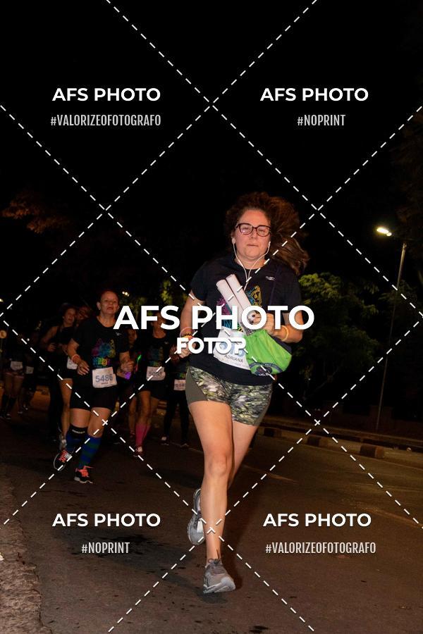 Compre suas fotos do eventoNeon Night Run 2019 - Belo Horizonte no Fotop