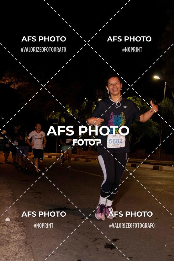Compre suas fotos do eventoNeon Night Run 2019 - Belo Horizonte no Fotop