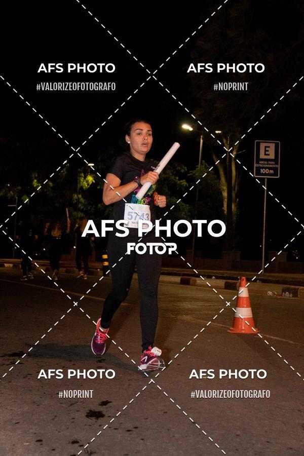 Compre suas fotos do eventoNeon Night Run 2019 - Belo Horizonte no Fotop