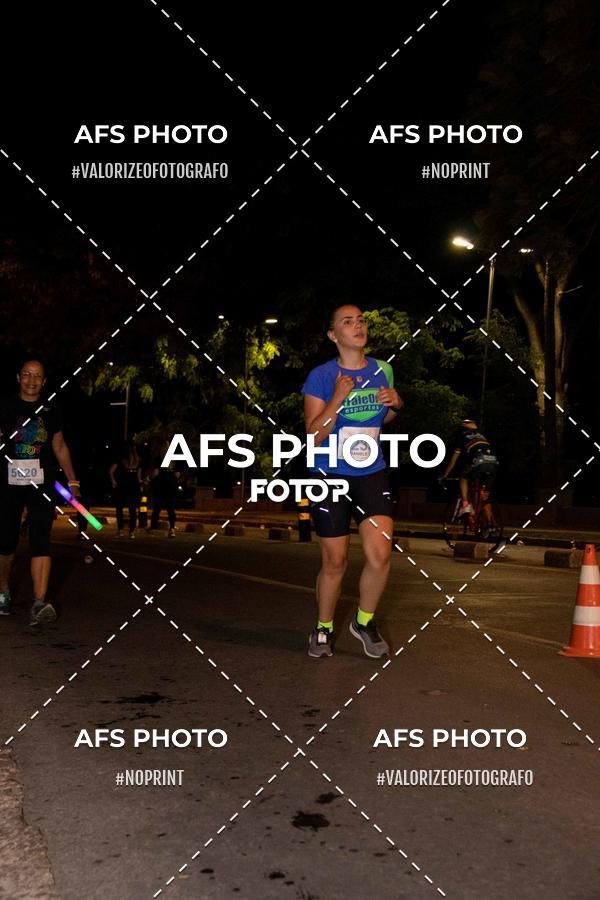 Compre suas fotos do eventoNeon Night Run 2019 - Belo Horizonte no Fotop