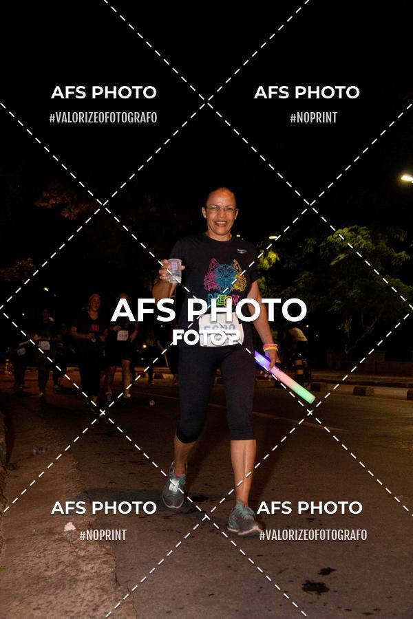 Compre suas fotos do eventoNeon Night Run 2019 - Belo Horizonte no Fotop