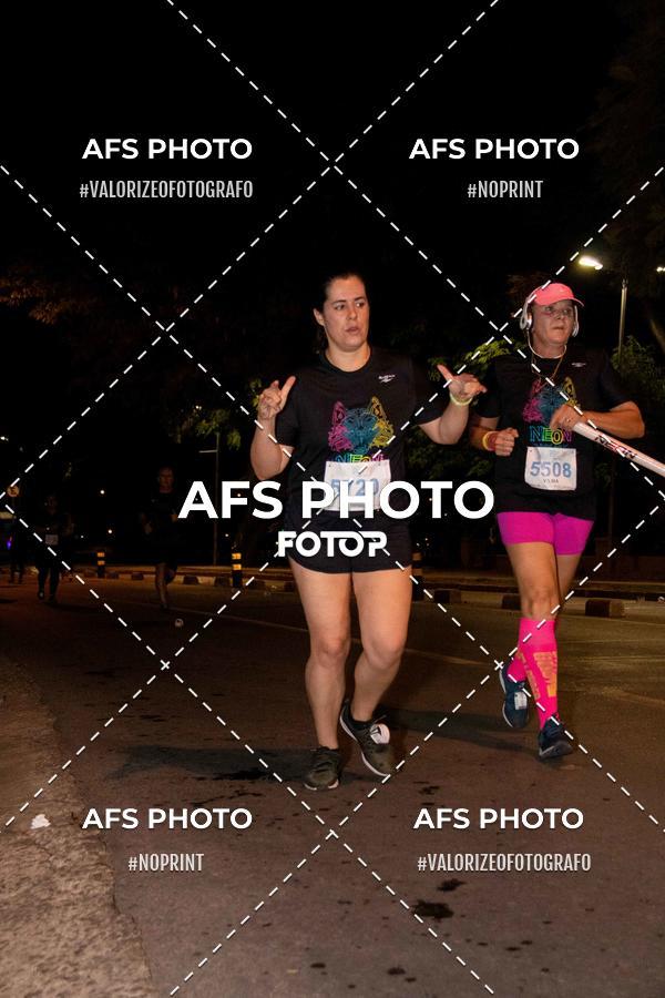 Compre suas fotos do eventoNeon Night Run 2019 - Belo Horizonte no Fotop