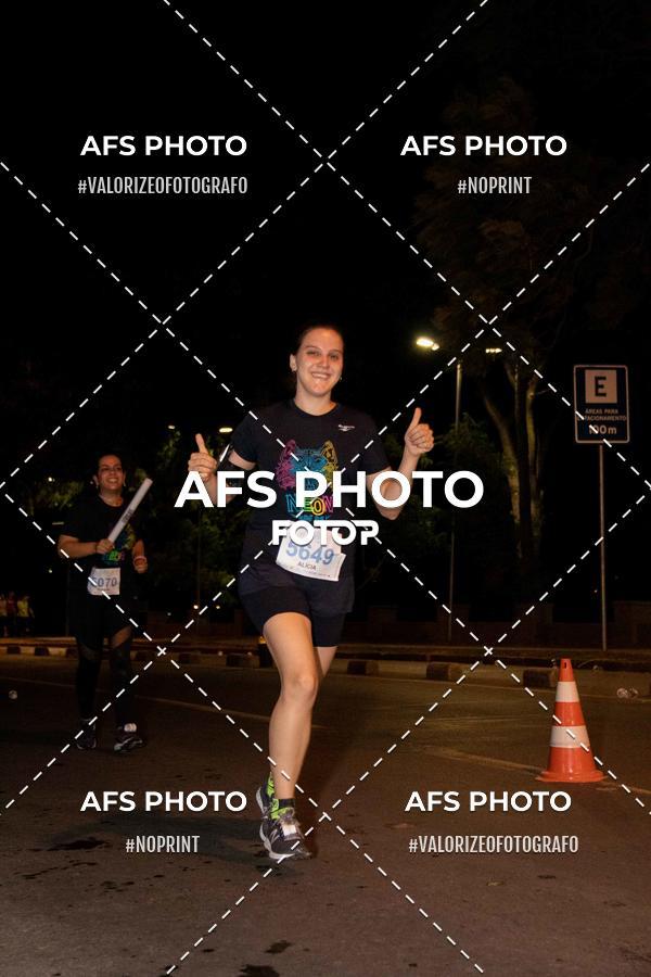 Compra tus fotos del eventoNeon Night Run 2019 - Belo Horizonte En Fotop