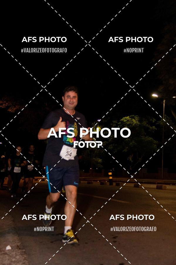 Compra tus fotos del eventoNeon Night Run 2019 - Belo Horizonte En Fotop