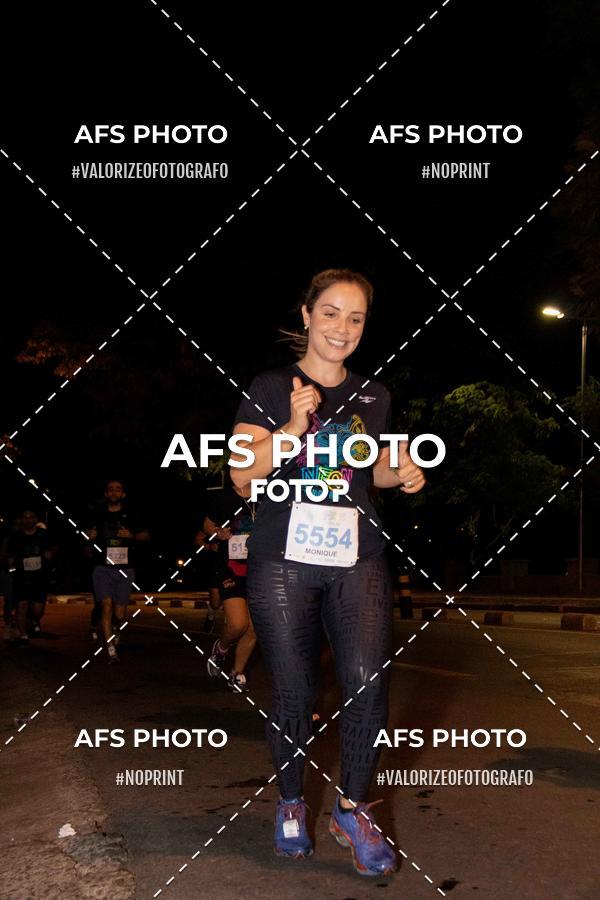 Compra tus fotos del eventoNeon Night Run 2019 - Belo Horizonte En Fotop