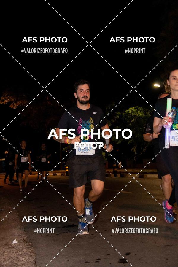 Compra tus fotos del eventoNeon Night Run 2019 - Belo Horizonte En Fotop