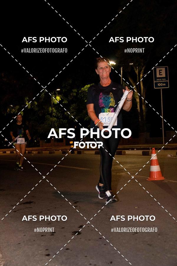 Compra tus fotos del eventoNeon Night Run 2019 - Belo Horizonte En Fotop
