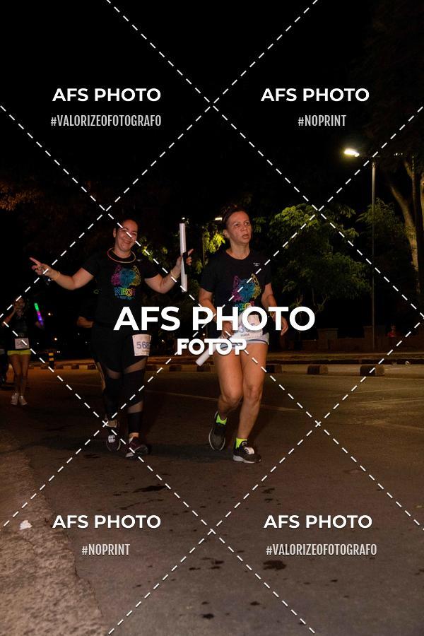 Compra tus fotos del eventoNeon Night Run 2019 - Belo Horizonte En Fotop