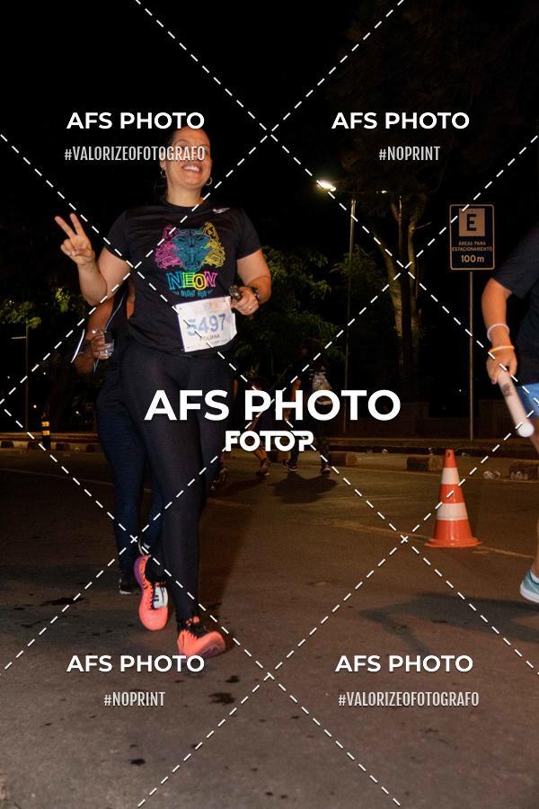 Compra tus fotos del eventoNeon Night Run 2019 - Belo Horizonte En Fotop